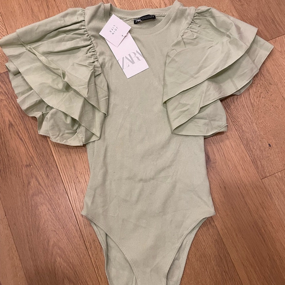 BNWT zara bodysuit